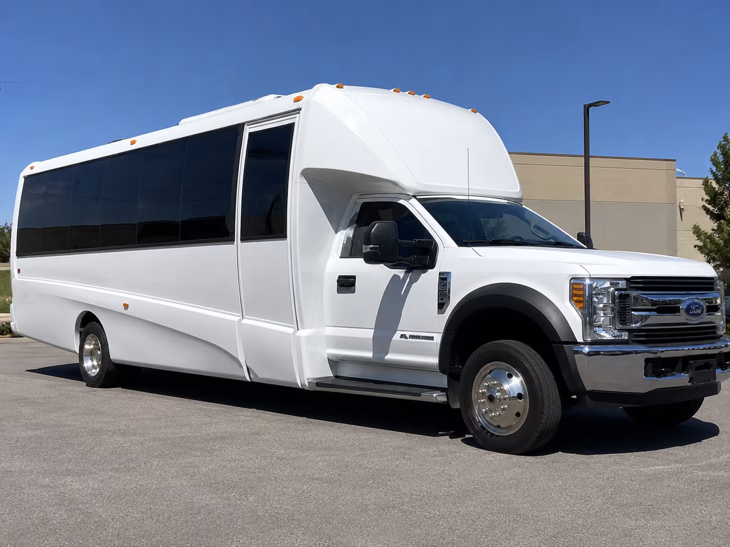 bellevue book the perfect ride with bellevue prom bus rentals
