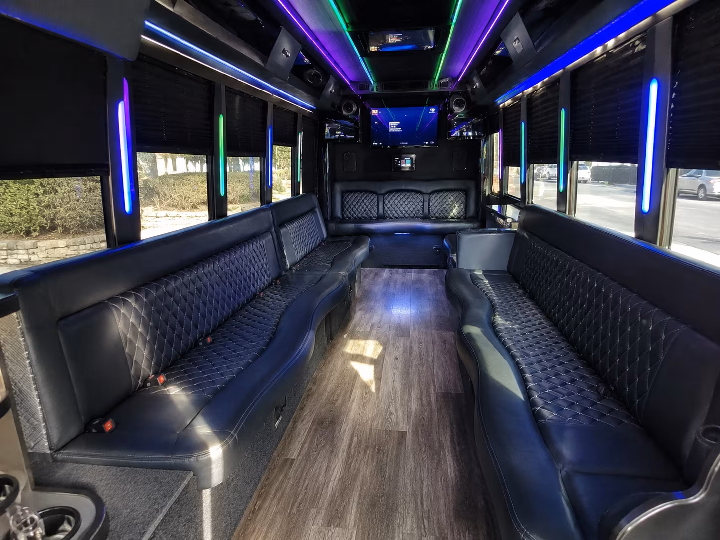 bothell 15 passenger party bus interior