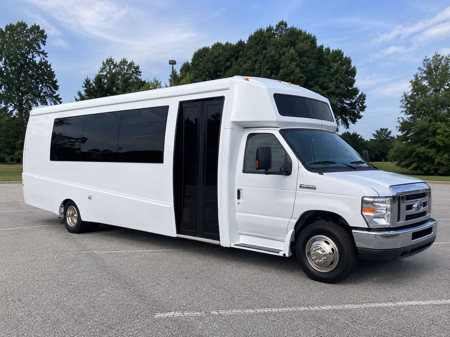 bothell 18 passenger party bus