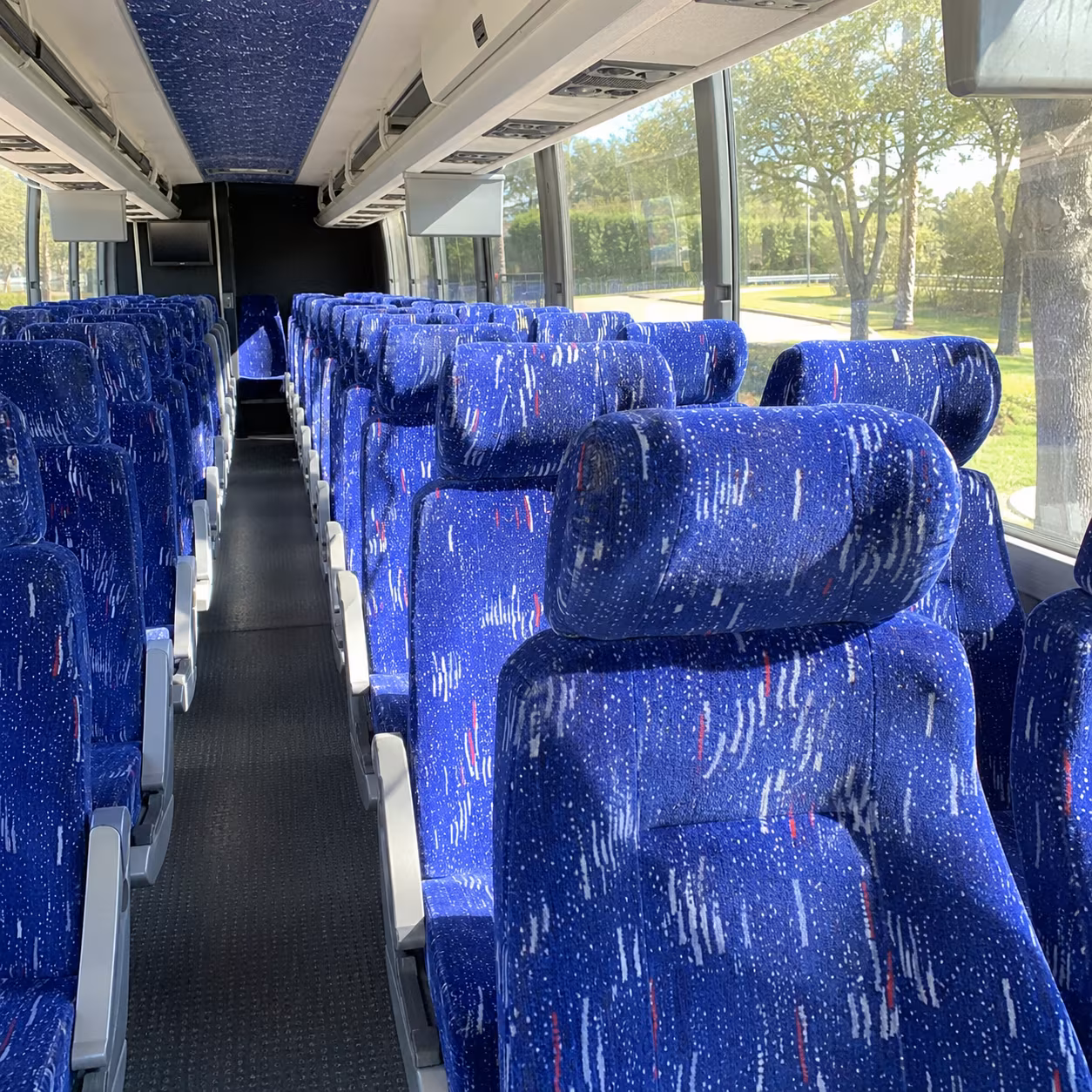 everett book a charter bus for your everett field trip