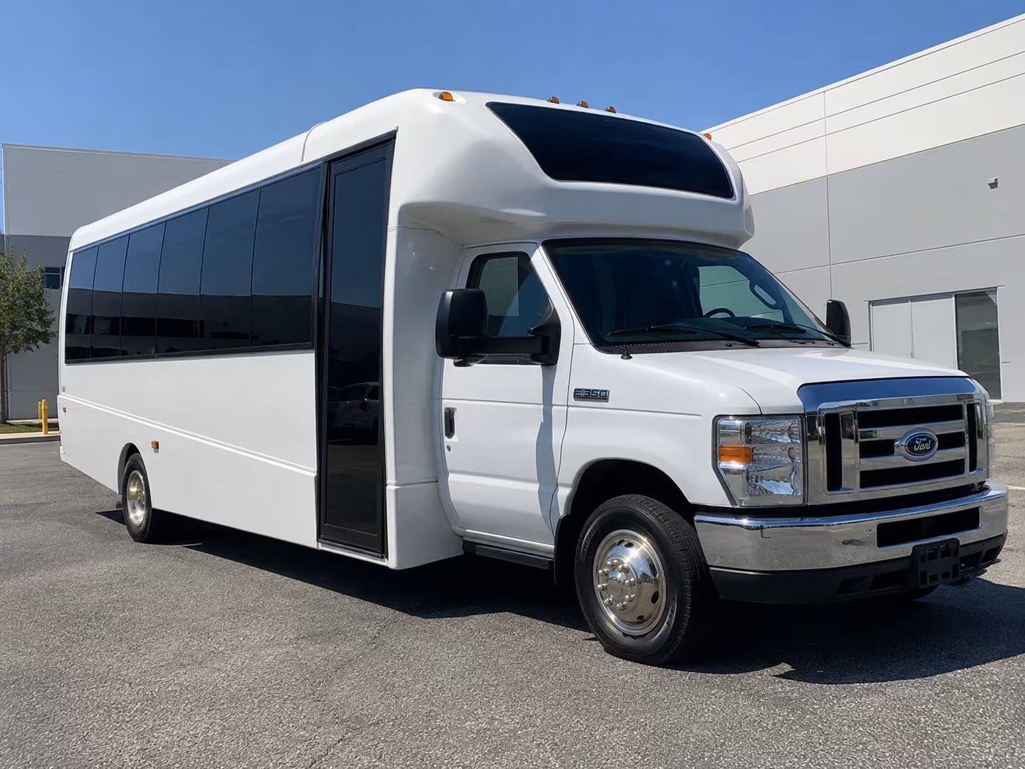 everett bus rentals