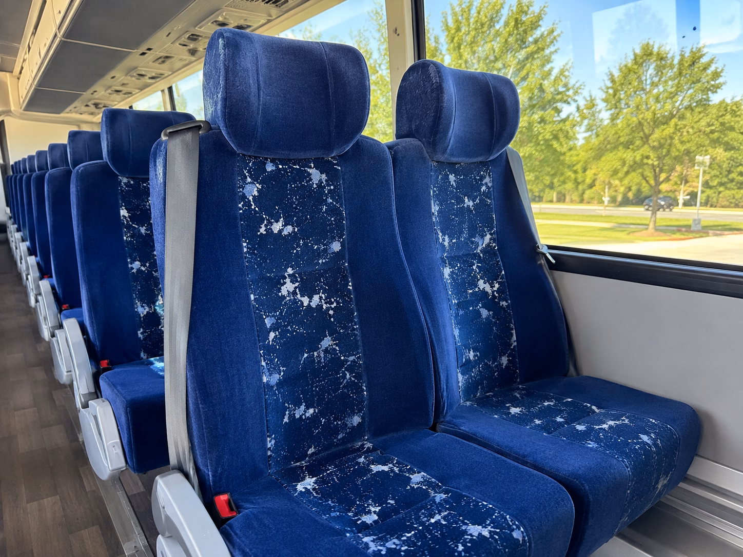 redmond buses for redmond corporate outings