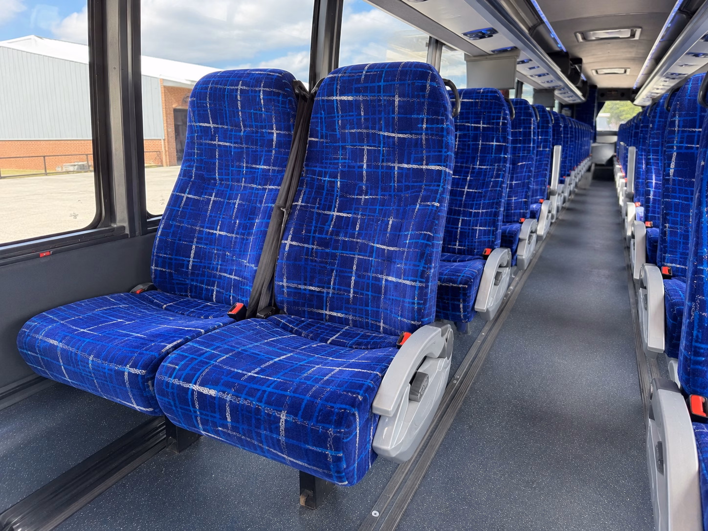 renton charter bus rentals to concerts festivals in renton